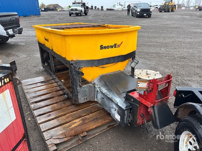 SnowEx SP-9300X Zoutstrooier