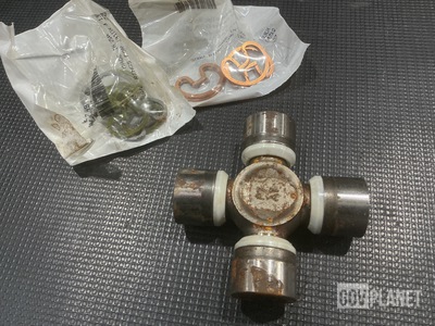 (128) Spicer 51310X Universal Joint Parts Kits