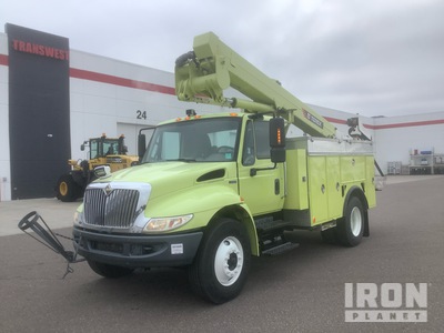 2013 Terex Hi Ranger TL41 41 ft on 2013 International 4300 4x2 Camion nacelle