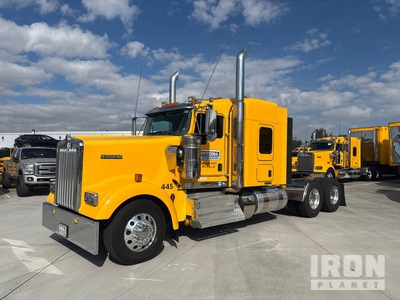 2014 Kenworth W900 6x4 T/A Sleeper Truck Tractor