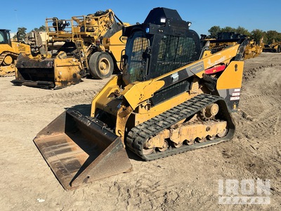 2020 Cat 299D3 XE を見 Compact Track Loader
