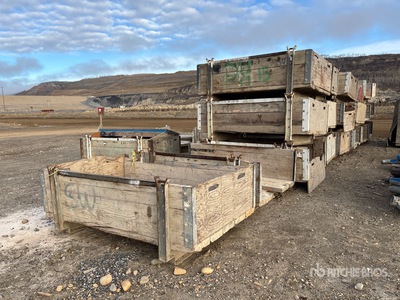 Quantity of (22) Wooden Storage Crates ادوات صناعية متنوعة