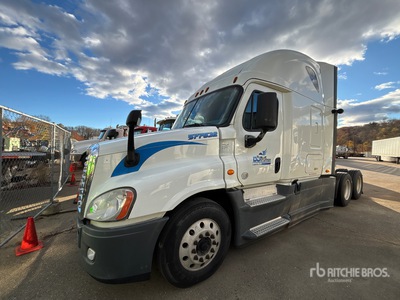 2016 Freightliner Cascadia 125 6x4 T/A Sleeper Truck Tractor (Inoperable)
