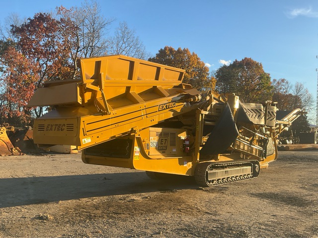 Extec E-7 Tracked Screen Plant