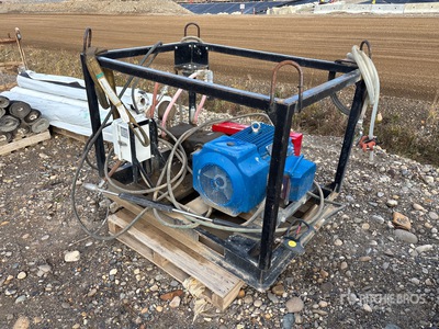 Water Blast WB10005 Pressure Washer