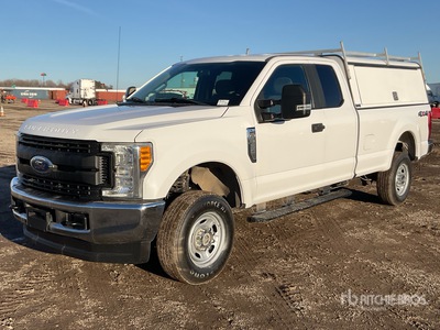 2017 Ford F-250 XL 4x4 Extended Cab Pickup