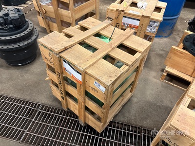 Travel Motor (Unused) - Fits Hyundai