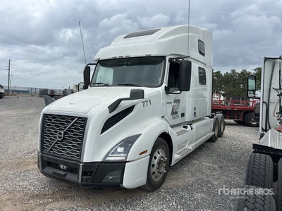 2020 Volvo VNL 6x4 T/A Sleeper Truck Tractor
