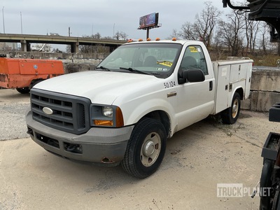 2005 Ford F-250 XL 4x2 Utiliteits vrachtwagen