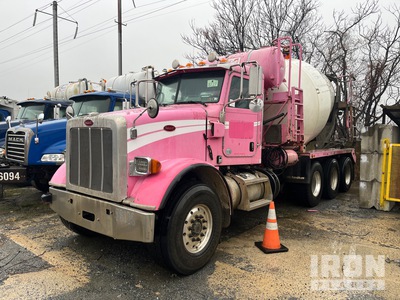 2012 Peterbilt 365 6x4 Camion mélangeur (Inoperable)