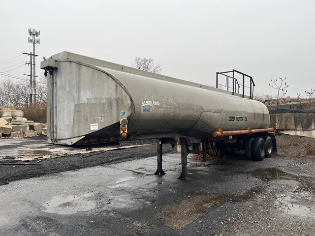 1968 Fruehauf TAGF2EDT T/A Tanker Trailer