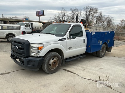2015 Ford F-350 XL 4x2 Utiliteits vrachtwagen