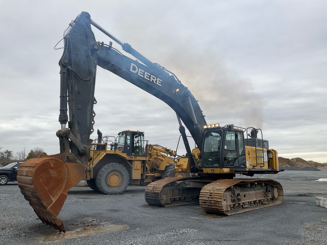 2015 John Deere 470G LC Tracked Excavator 2015 John Deere 470G LC Tracked Excavator