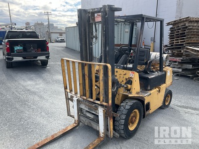 Hyster H50XL 5100 lb Pneumatic Tire Heftruck