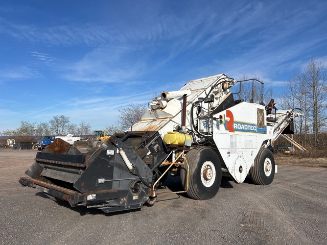 2001 Roadtec SB2500B Wheel Asphalt Transfer Machine 2001 Roadtec SB2500B Wheel Asphalt Transfer Machine