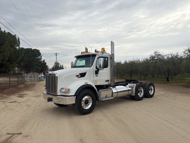 2018 Peterbilt 6x4 Heavy Haul T/A Day Cab Truck Tractor