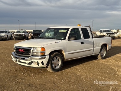 2005 GMC Sierra 1500 SLE 4x2 Extended Cab Pickup