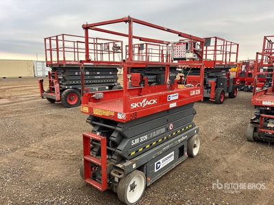 2013 Skyjack SJIII3226 Electric Scissor Lift