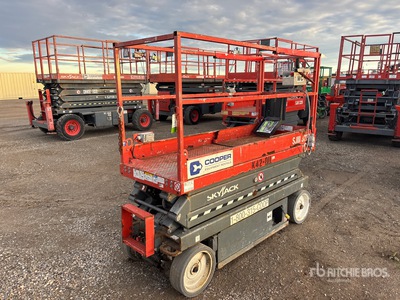 2018 Skyjack SJIII3220 Electric Scissor Lift