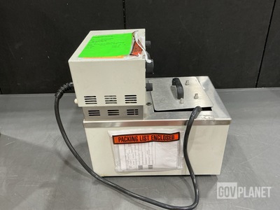 Neslab GP-100 Constant Temperature Bath & Regulator