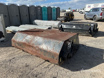 Cat BU118 72 in Broom Attachment - Fits Cat Bu118