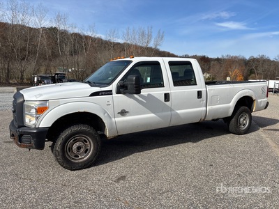 2012 Ford F-250 XL 4x4 Crew Cab بيك اب