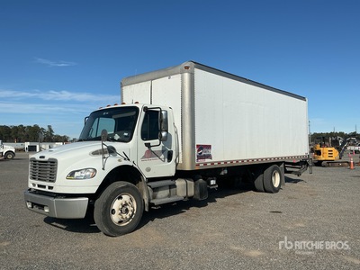 2018 Freightliner M2106 4x2 Furgoneta caja cerrada