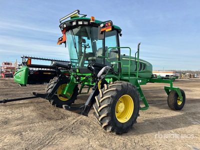 2015 John Deere W150 35 ft Swather الة الحصاد