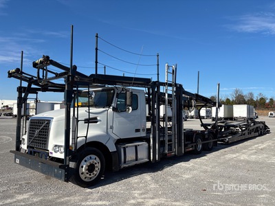 2015 Volvo VAH64200 6x4 Camion transporteur de voitures