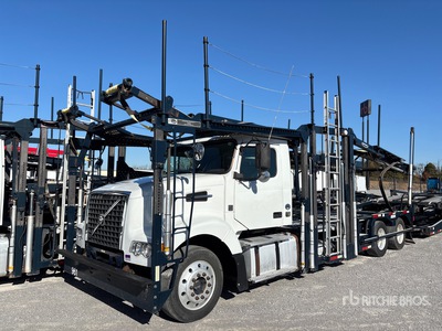 2015 Volvo VAH64200 6x4 Car Carrier Truck