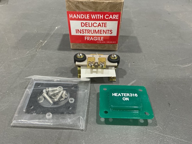 (8) DRS 6981ED219 PC.NO.30 Indicator Lights