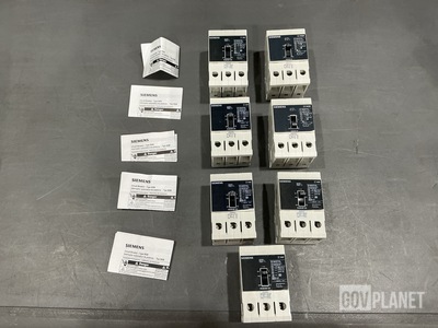 (7) Siemens NGB3B125 Circuit Breakers