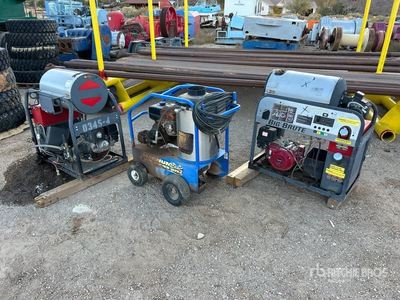 Quantity of (3) Laveur à pression