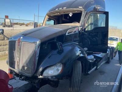 2017 Kenworth T680 6x4 T/A Sleeper Truck Tractor