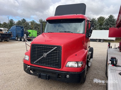 2008 Volvo VNM 4x2 Ciągnik siodłowy z kabiną dzienną S/A (Inoperable)