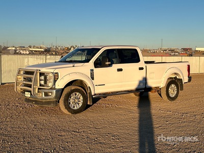 2018 Ford F-350 4x4 Crew Cab Pickup