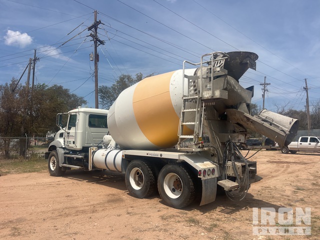 CAMIóN REVOLVEDOR 2014 MACK BECK 10.5 CYD