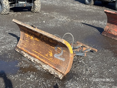 5 ft Hydraulic Reversing Schneepflug - Fits Tractor