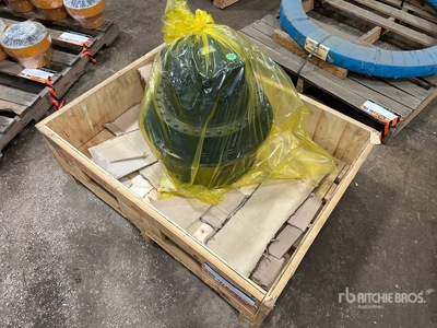 31EM-40010 Travel Motor (Unused)