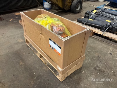 31K9-10010Q Hydraulic Main Pump Parti varie (Unused)