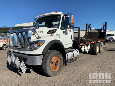 2013 International 7400 6x4 Flatbed Truck
