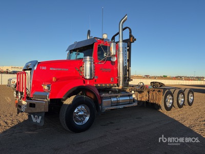 2019 Western Star 4900SB 8x6 Tri/A Day Cab Truck Tractor
