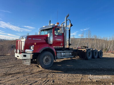 2019 Western Star 4900SB 8x6 Tri/A Day Cab Truck Tractor