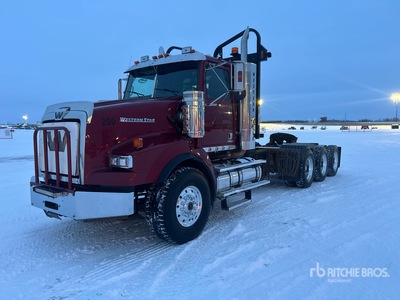 2018 Western Star 4900SB 8x6 Tri/A Day Cab Truck Tractor