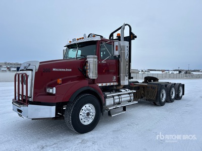2018 Western Star 4900SB 8x6 Heavy Haul Tri/A Day Cab Truck Tractor