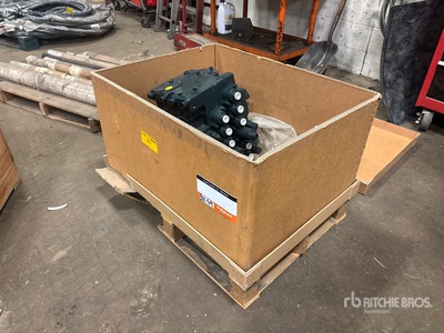 31Q8-17000PQ Hydraulic Main Control Valve Parti varie (Unused)