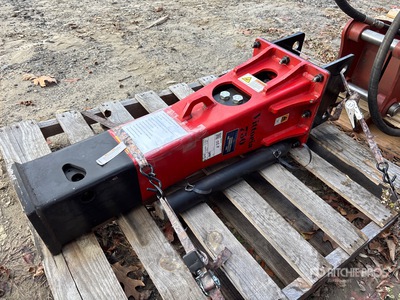 2025 Victoria 750 Hydraulic Breaker (Unused)