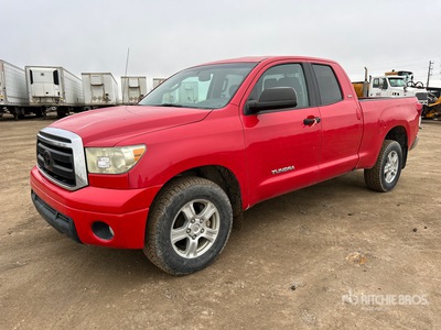 2010 Toyota Tundra SR5 4x4 Crew Cab ピックアップ