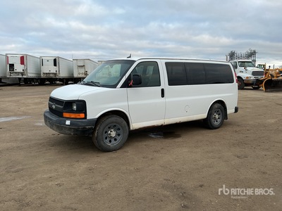 2014 Chevrolet Expres 1500 LT AWD Passenger Van