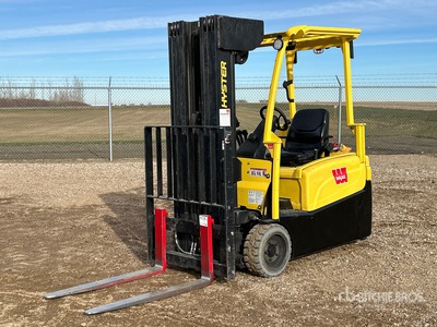 Hyster J40XNT 2800 lb Electric Forklift